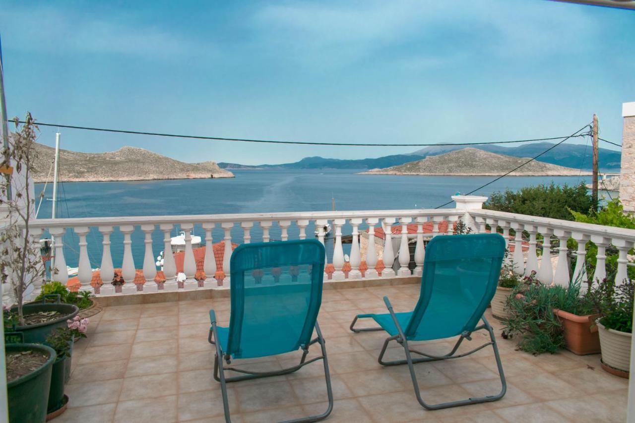 Villa Niovi Chalki Town ภายนอก รูปภาพ